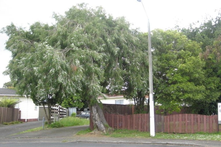 Photo of property in 1/10 Tuna Place, Manurewa, Auckland, 2102