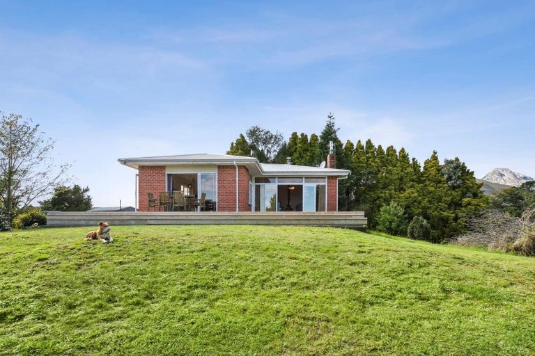 Photo of property in 483 Upper Pitone Road, Pitone, New Plymouth, 4374