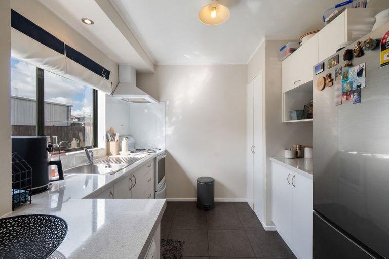 Photo of property in 38 Dahlstrom Grove, Kelvin Grove, Palmerston North, 4414