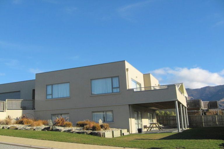 Photo of property in 104b Kings Drive, Wanaka, 9305