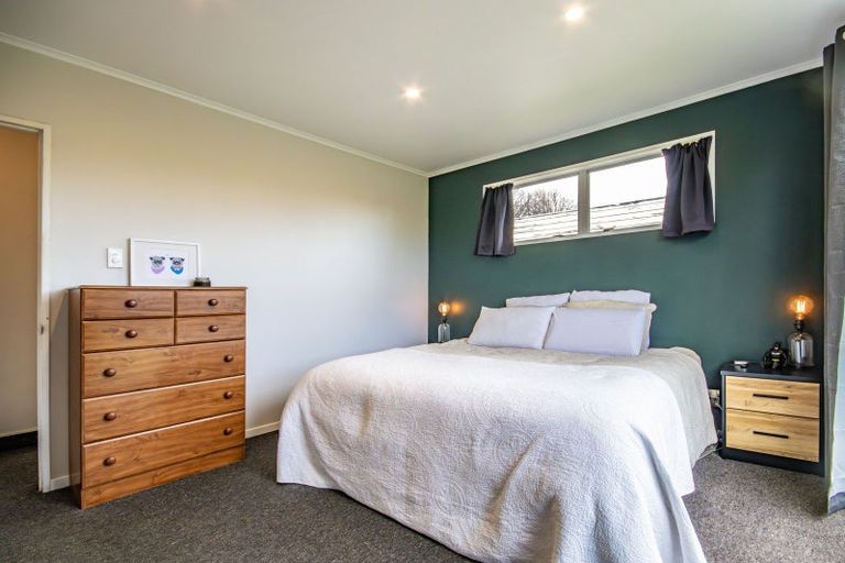 Photo of property in 16 Kimberley Grove, Westbrook, Palmerston North, 4412