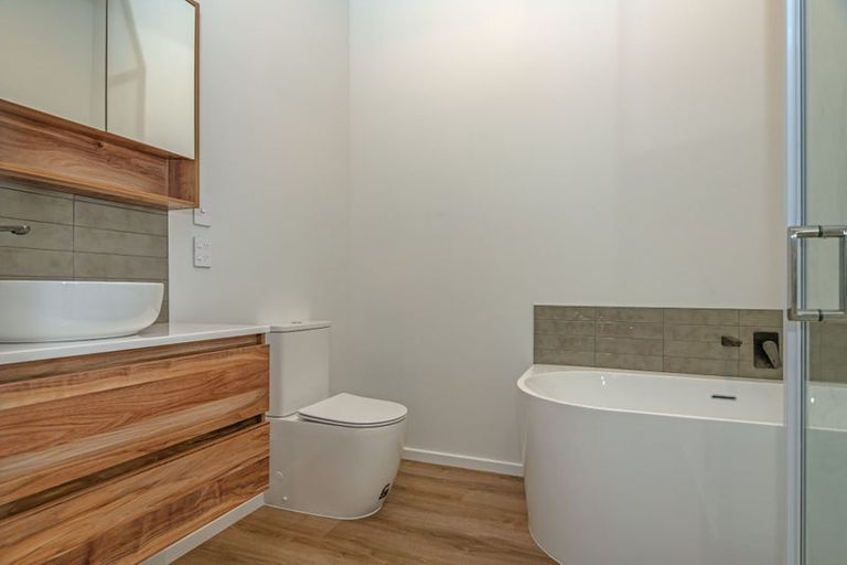 Photo of property in 16 Martin Street, Palmerston North, 4414