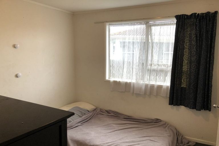 Photo of property in 18 Addington Avenue, Manurewa, Auckland, 2102