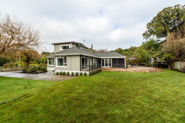 Photo of property in 10 Mahuri Road, Otatara, Invercargill, 9879