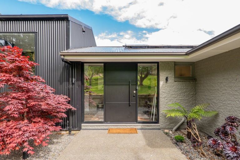 Photo of property in 120 Pipers Valley Road, Duvauchelle, Akaroa, 7581