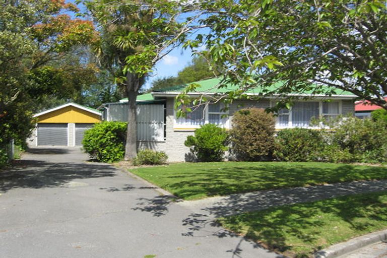 Photo of property in 15 Opal Place, Casebrook, Christchurch, 8051