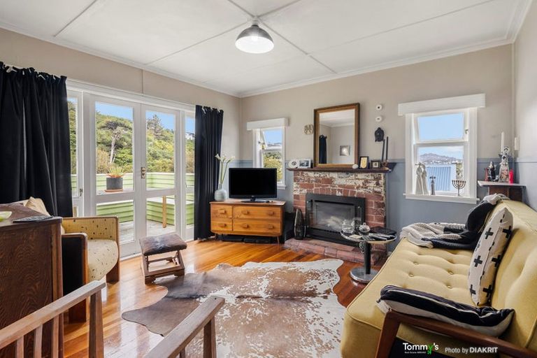 Photo of property in 60 Allington Road, Karori, Wellington, 6012