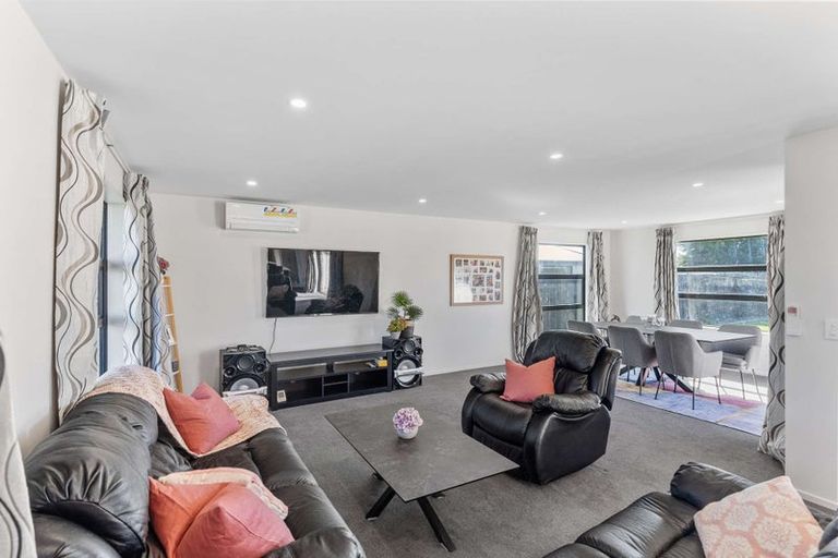 Photo of property in 14 Lewis Crescent, Rolleston, 7614