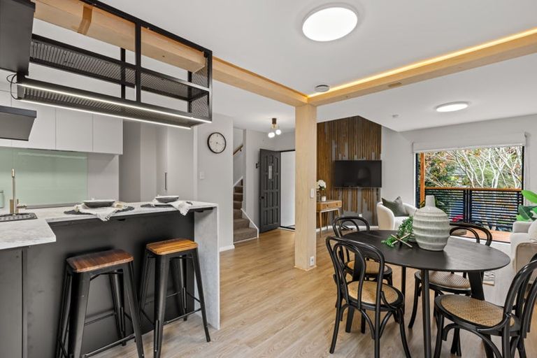 Photo of property in 10/108a Verran Road, Birkdale, Auckland, 0626