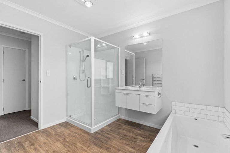 Photo of property in 185 Lakes Boulevard, Pyes Pa, Tauranga, 3112