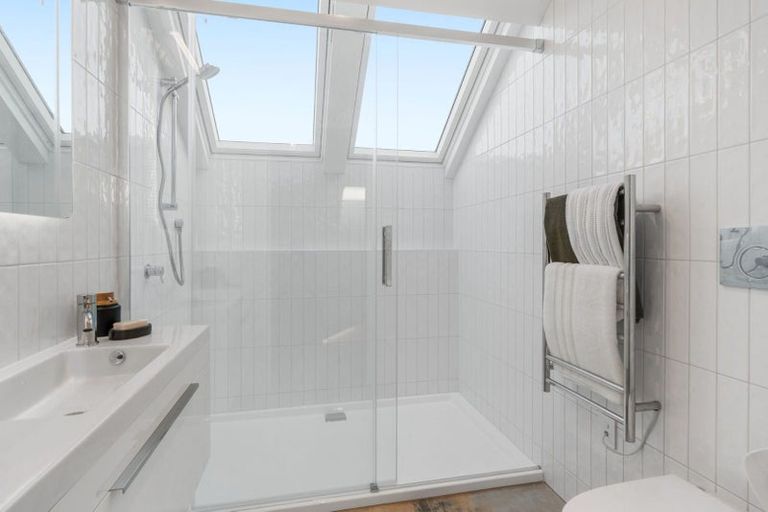 Photo of property in 2/938 Colombo Street, St Albans, Christchurch, 8014