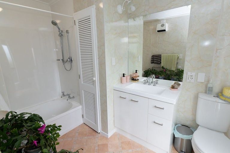 Photo of property in 52 Kauri Street, Ravensbourne, Dunedin, 9022