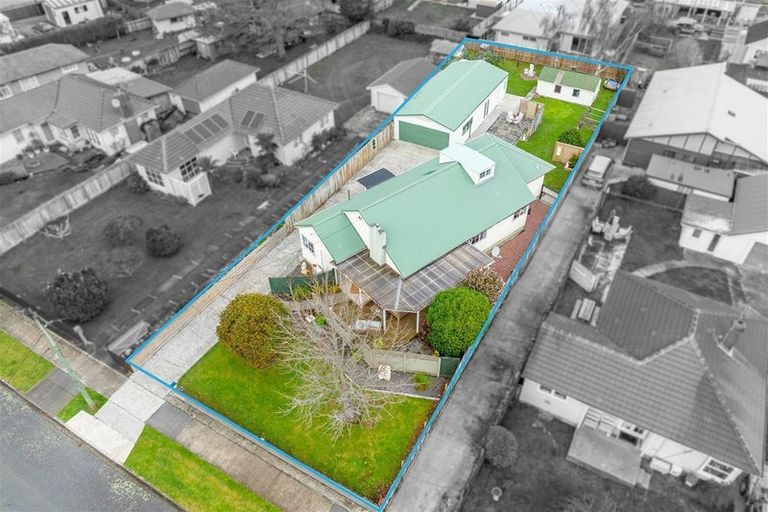 Photo of property in 33 Milton Street, Trentham, Upper Hutt, 5018