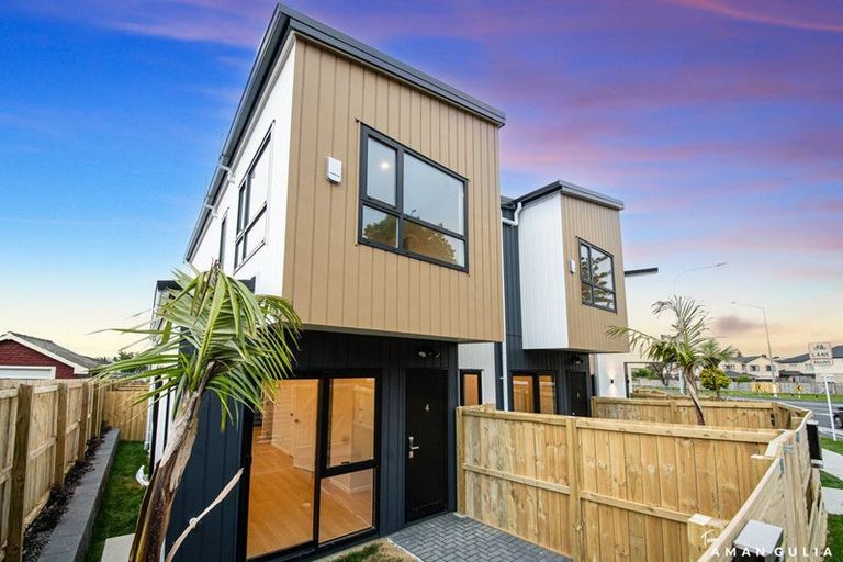 Photo of property in 155 Te Atatu Road, Te Atatu South, Auckland, 0610