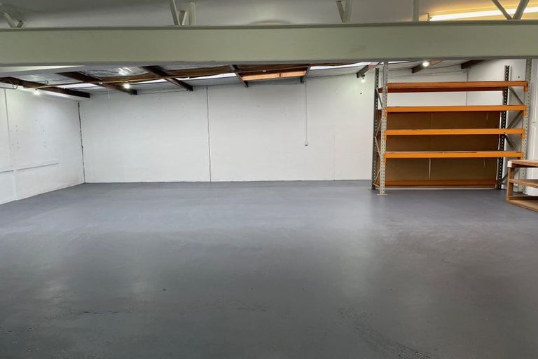 Photo of property in 20 Waverley Street, South Dunedin, Dunedin, 9012