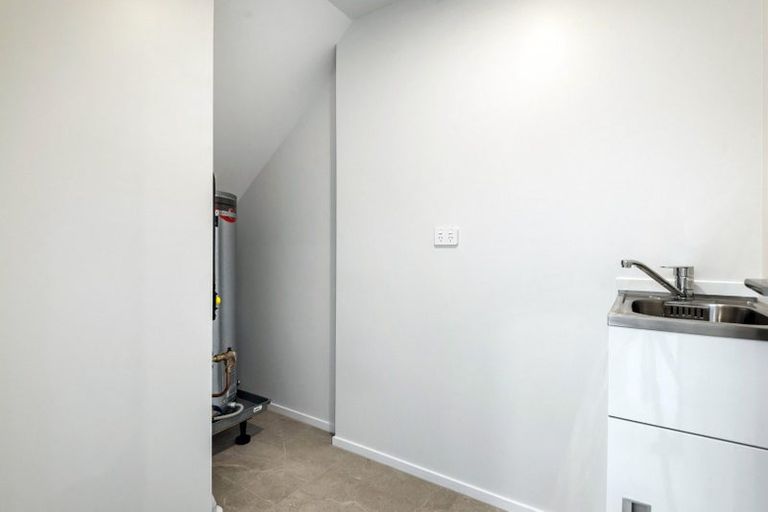 Photo of property in 345 Te Taruna Drive, Wainui, 0932