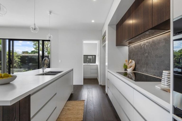 Photo of property in 24d Mansfield Avenue, St Albans, Christchurch, 8014