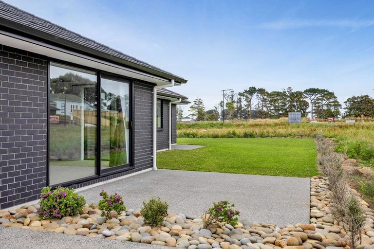 Photo of property in 130b Manawapou Road, Hawera, 4610