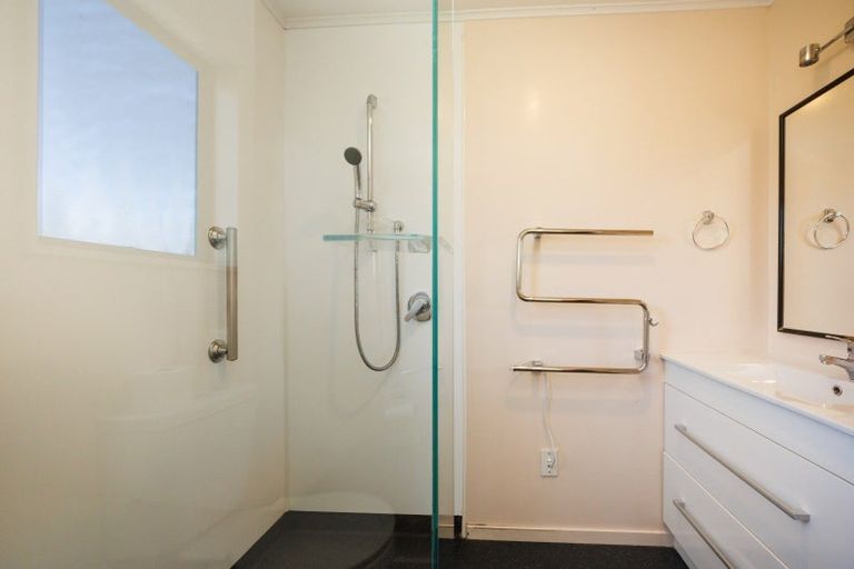 Photo of property in 136 Newbury Line, Newbury, Palmerston North, 4478