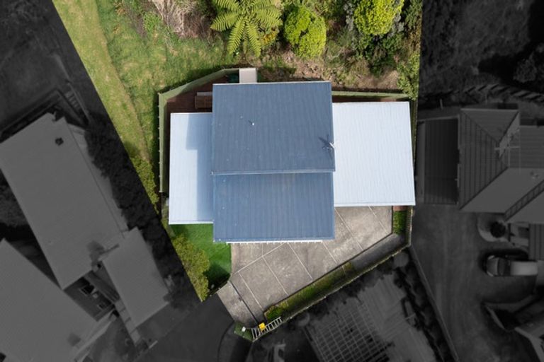 Photo of property in 59 Amesbury Drive, Churton Park, Wellington, 6037