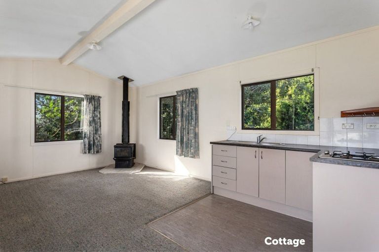 Photo of property in 9 Moore Road, Thornton, Whakatane, 3194