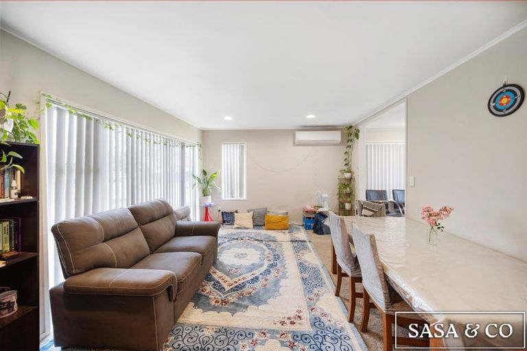 Photo of property in 3 Ilford Crescent, Mangere, Auckland, 2022