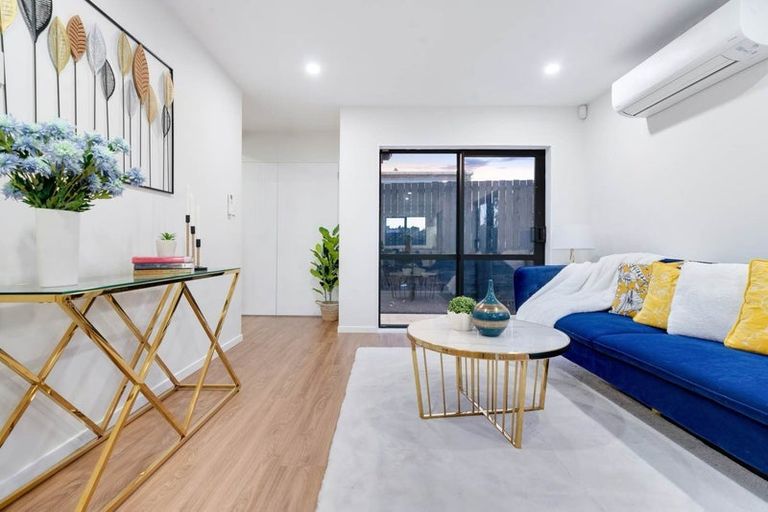 Photo of property in 14d Volante Avenue, Wattle Downs, Auckland, 2103