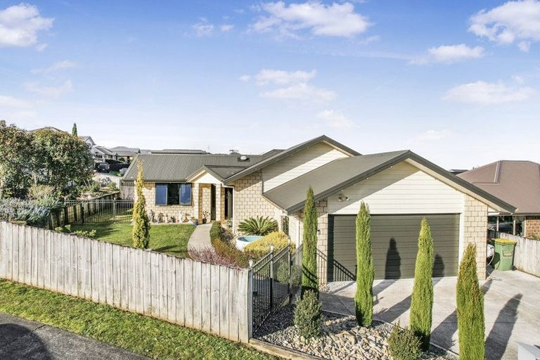 Photo of property in 12 Evergreen Rise, Grandview Heights, Hamilton, 3200