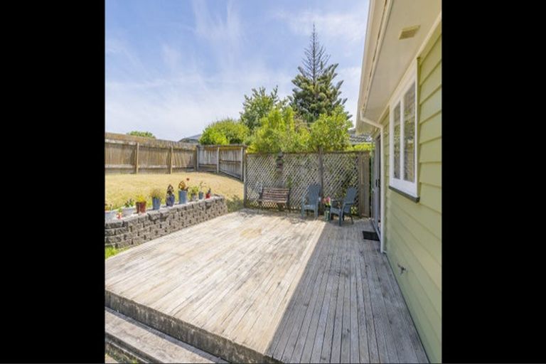 Photo of property in 55 Teoti Street, Paraparaumu Beach, Paraparaumu, 5032