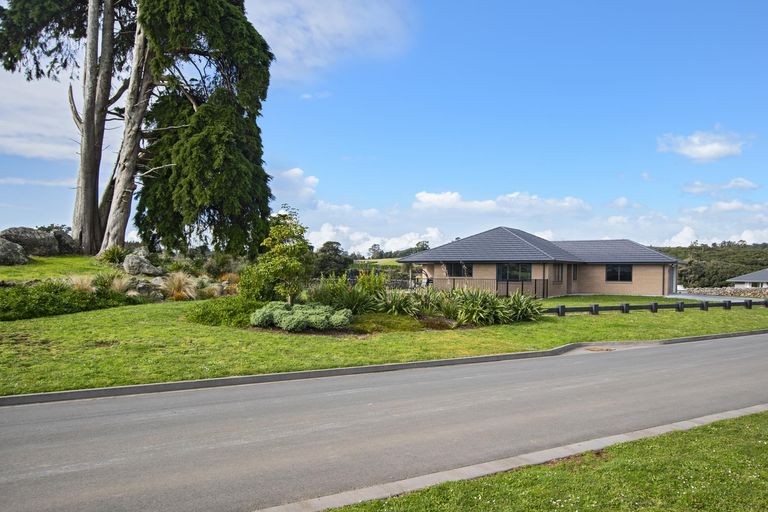 Photo of property in 27 Heartstone Place, Te Kamo, Kamo, 0185