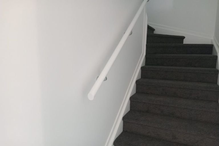 Photo of property in 216b Lake Road, Northcote, Auckland, 0627