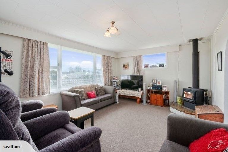 Photo of property in 1 Moa Place, Tokoroa, 3420
