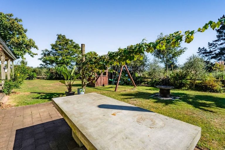 Photo of property in 427 Mataro Road, Onaero, Urenui, 4375