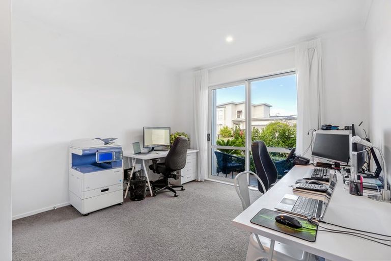 Photo of property in 9 Symes Drive, Red Beach, 0932