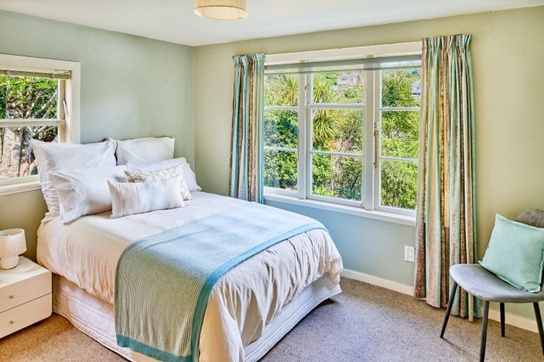 Photo of property in 13 Warwick Street, Wilton, Wellington, 6012
