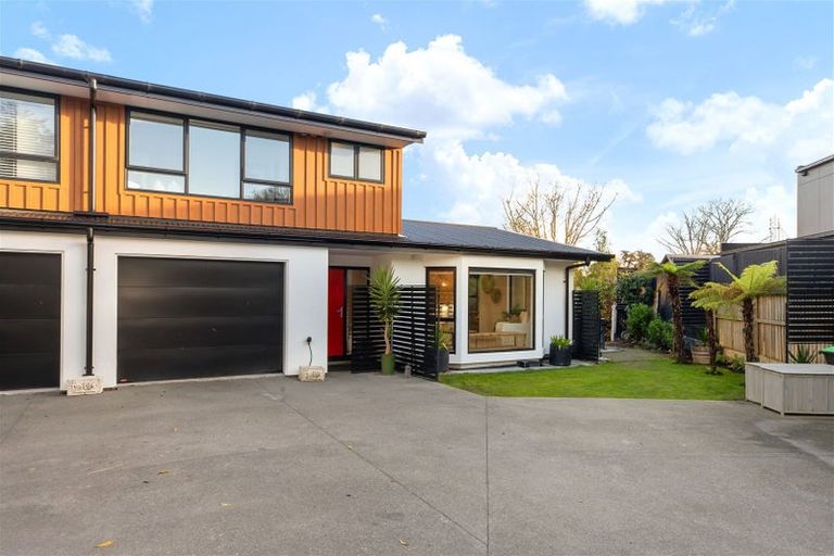 Photo of property in 2/58 Innes Road, St Albans, Christchurch, 8052