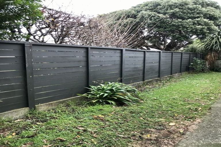 Photo of property in 1/8 Derwent Lee Grove, Epuni, Lower Hutt, 5011