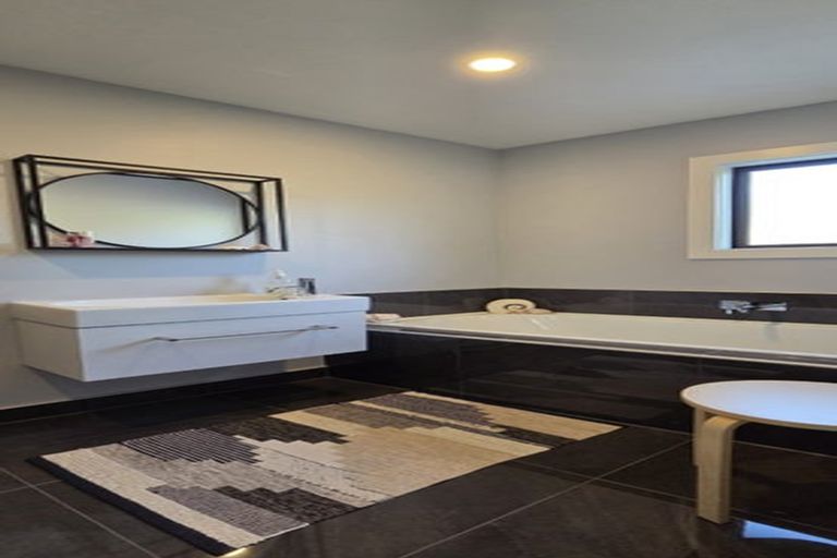 Photo of property in 36 Heberden Avenue, Sumner, Christchurch, 8081