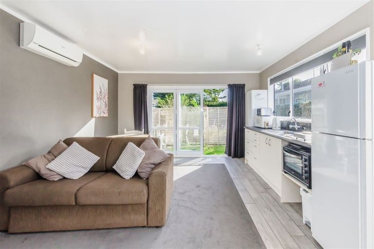 Photo of property in 39 The Drive, Paraparaumu Beach, Paraparaumu, 5032