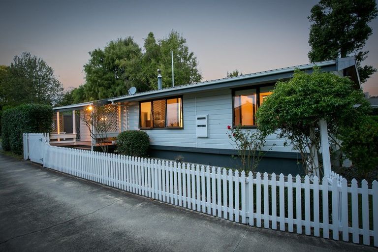 Photo of property in 37a Hall Street, Cambridge, 3434