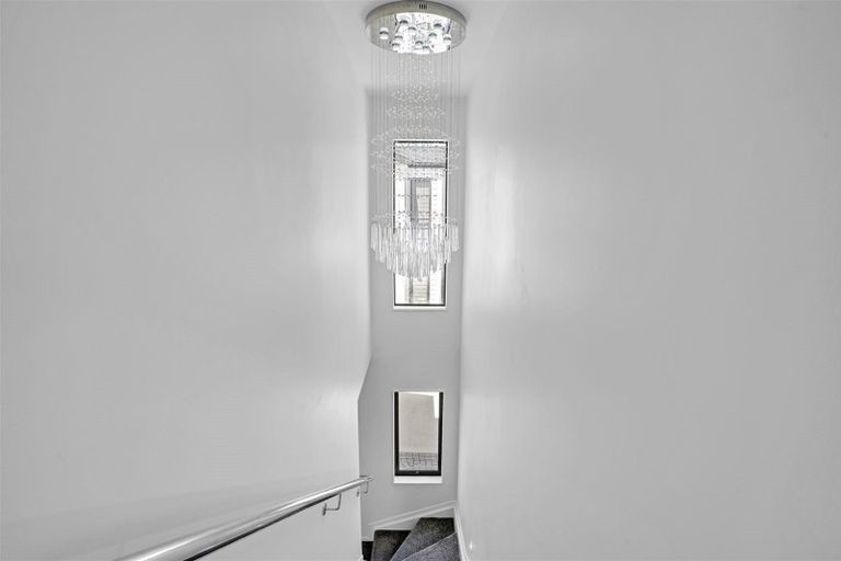 Photo of property in 20a Survila Street, Takanini, 2110