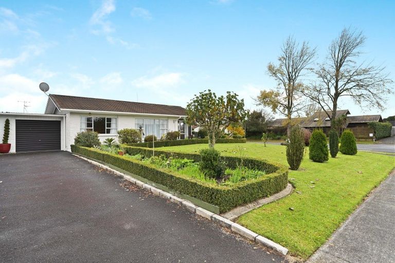 Photo of property in 137 Totara Drive, Pukete, Hamilton, 3200