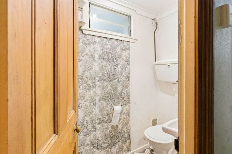 Photo of property in 90 Queen Street, North Dunedin, Dunedin, 9016