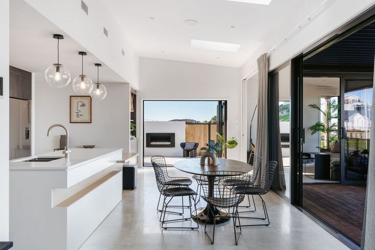 Photo of property in 19 Ridge Drive, Omokoroa, 3114