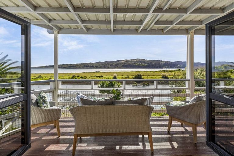 Photo of property in 7 Nihinihi Avenue, Raglan, 3225