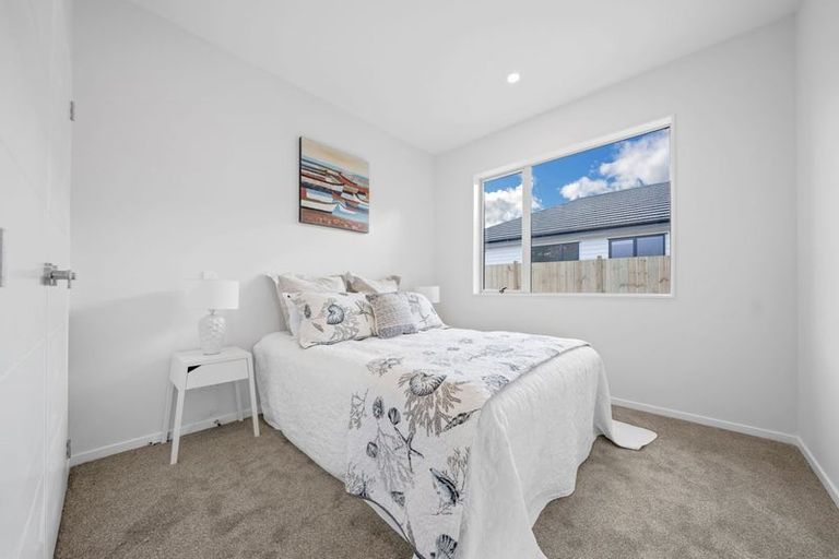 Photo of property in 25 Pipi Crescent, Tuakau, 2121