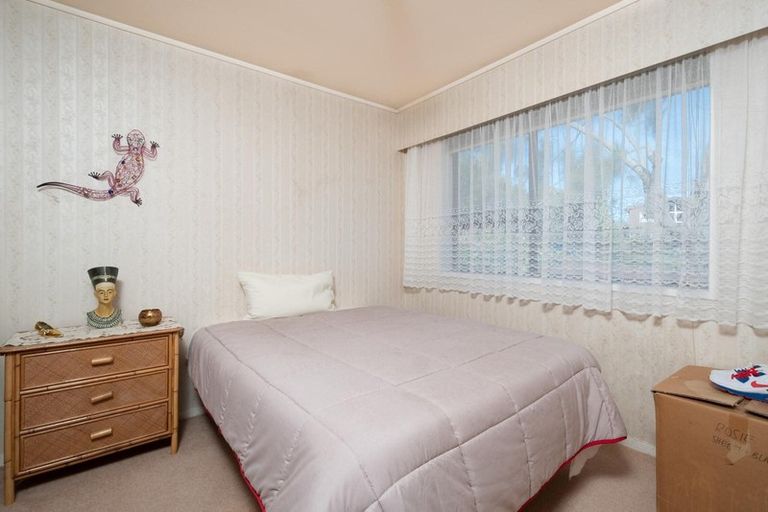 Photo of property in 7/9 Evans Road, Glen Eden, Auckland, 0602