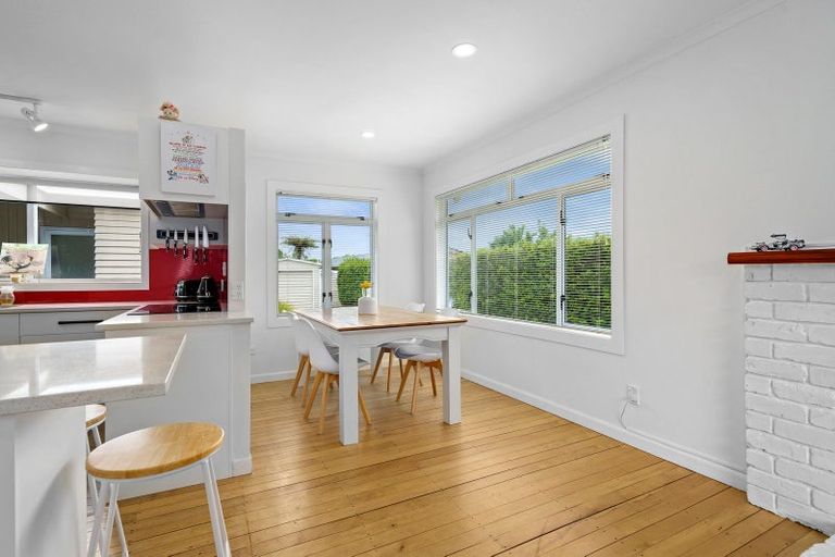 Photo of property in 46 Bowen Street, Cambridge, 3434