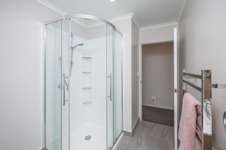 Photo of property in 2u1 Bostonkip Crescent, Fitzroy, Hamilton, 3282