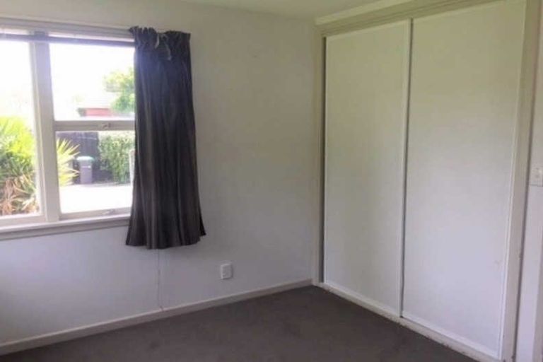 Photo of property in 32 Gregan Crescent, Burnside, Christchurch, 8053